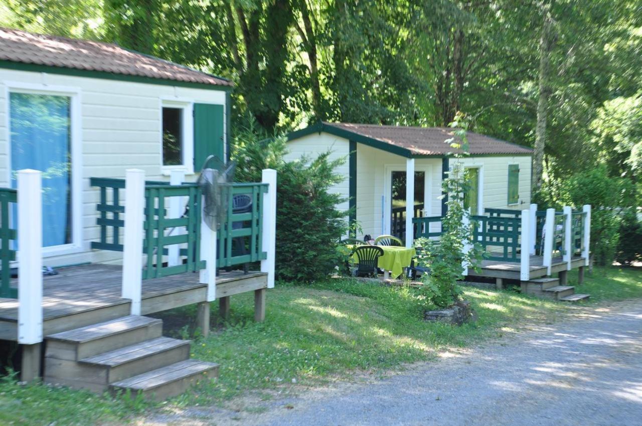 Les Chalets Du Moulin Du Chatain 4 Payzac  Ngoại thất bức ảnh